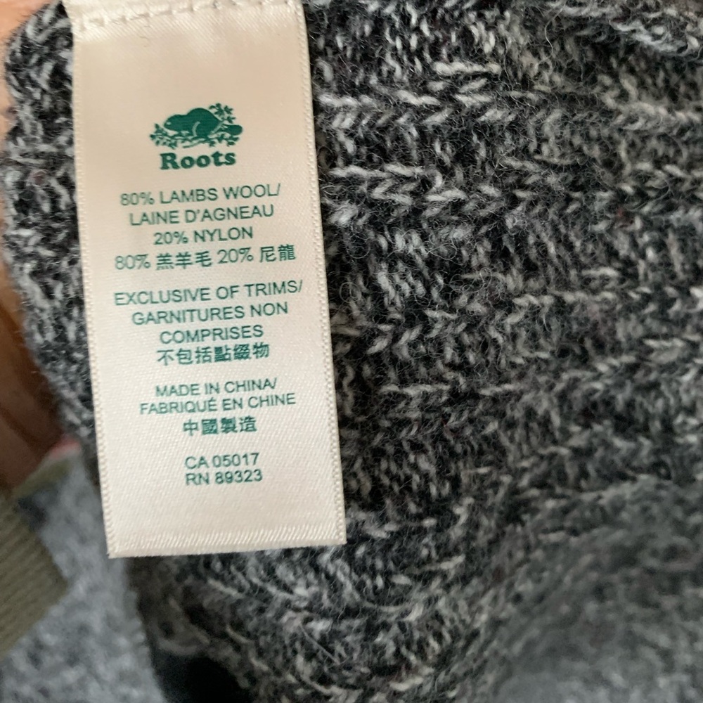 Lambswool Crewneck Warm Boyfriend Sweater, ROOTS Canada, Autumn Outerwear, L - Picture 10 of 14